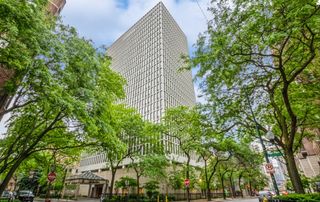 1 E Scott Street 2007, Chicago, IL 60610