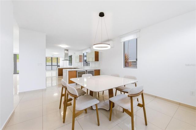 70 CALLE AQUAMARINA, San Juan, PR 00926