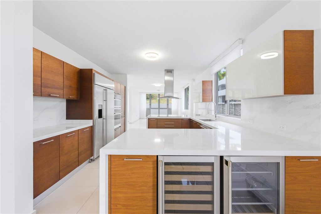 Image 3 of property listing at 70 CALLE AQUAMARINA, San Juan, PR 00926