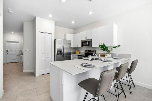 13074 SW 233rd Ter, Homestead, FL 33032