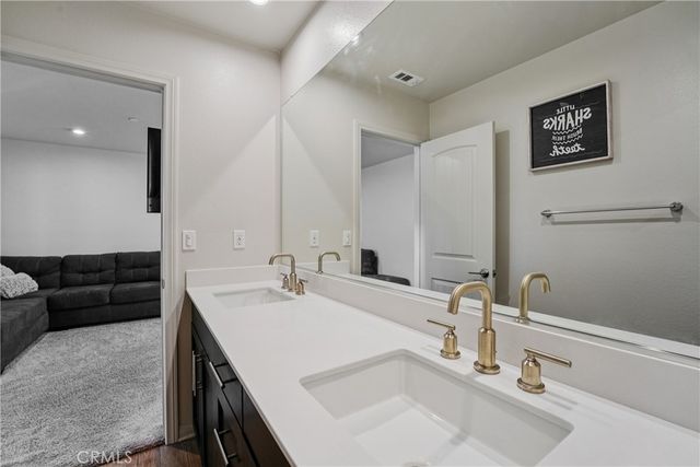 1759 Gooseberry Lane, San Jacinto, CA 92583