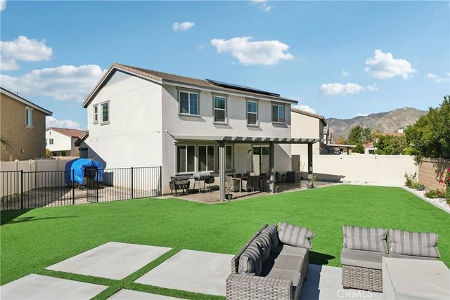 1759 Gooseberry Lane, San Jacinto, CA 92583