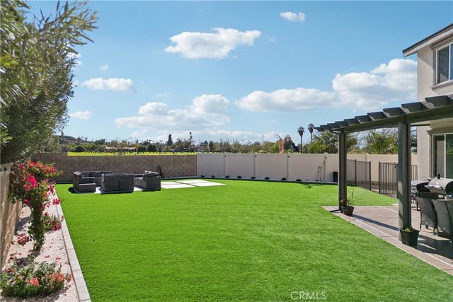 1759 Gooseberry Lane, San Jacinto, CA 92583