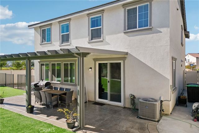 1759 Gooseberry Lane, San Jacinto, CA 92583