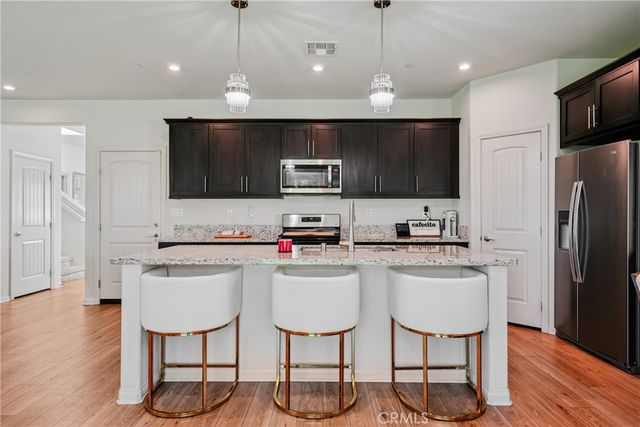 1759 Gooseberry Lane, San Jacinto, CA 92583