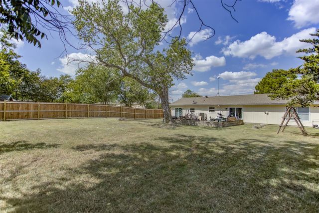 608 Beverly Drive, Willow Park, TX 76008