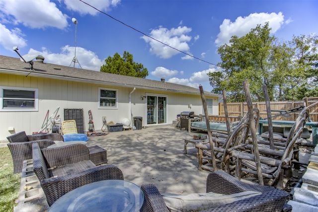 608 Beverly Drive, Willow Park, TX 76008