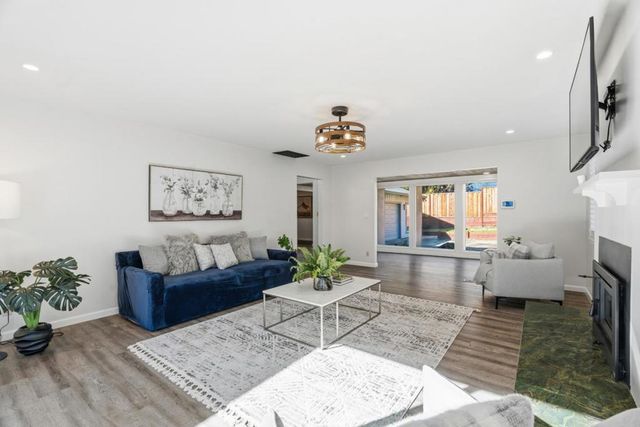 165 Orchard Drive, Boulder Creek, CA 95006