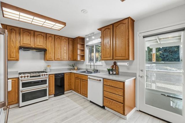 165 Orchard Drive, Boulder Creek, CA 95006