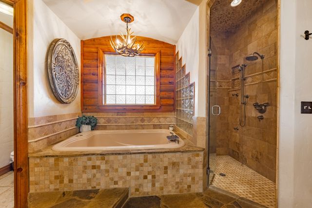 1400 County Road 320, Bertram, TX 78605