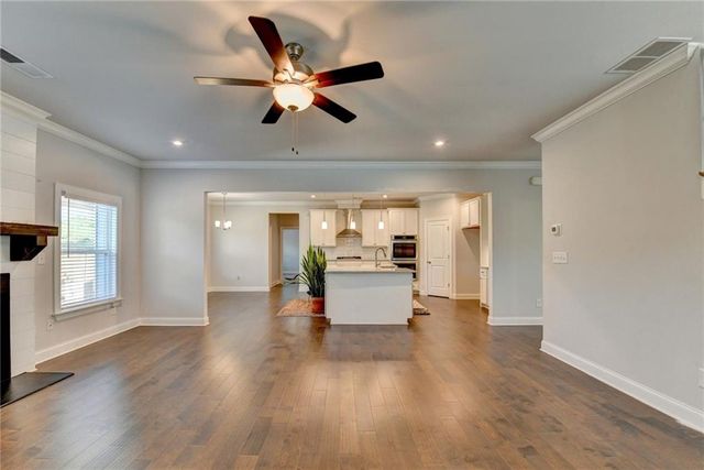 4548 Red Blossom Trail SW, Powder Springs, GA 30127