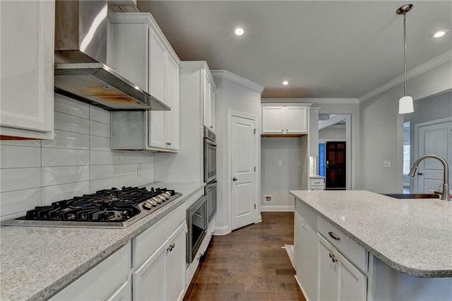 4548 Red Blossom Trail SW, Powder Springs, GA 30127