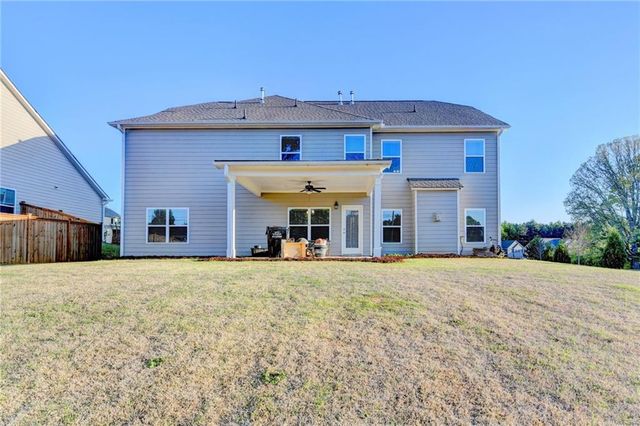 4548 Red Blossom Trail SW, Powder Springs, GA 30127