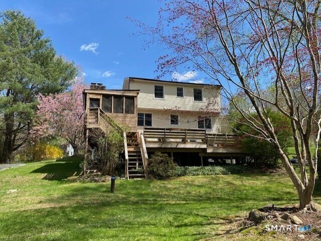 11 Olympic Drive, Danbury, CT 06810