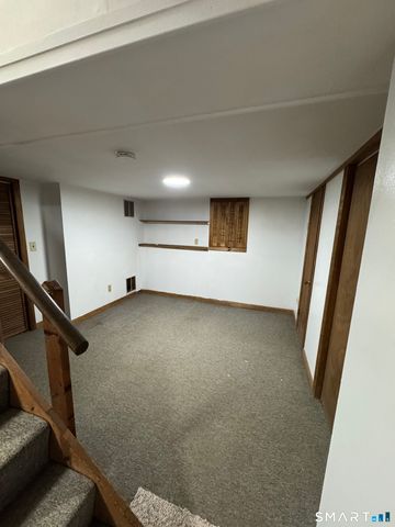 11 Olympic Drive, Danbury, CT 06810