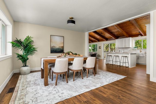 18082 Hummingbird Dr, Penn Valley, CA 95946