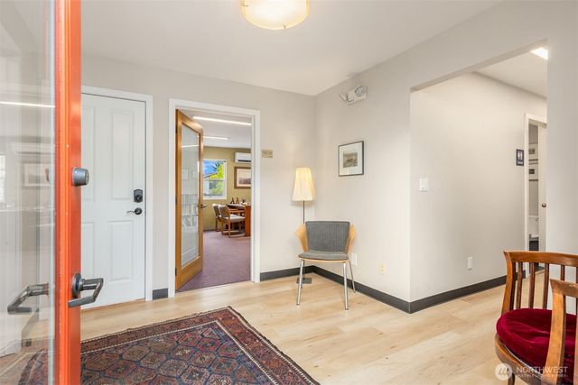 151 Finch Place SW, Bainbridge Island, WA 98110