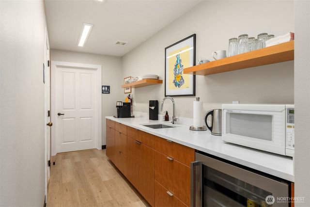 151 Finch Place SW, Bainbridge Island, WA 98110