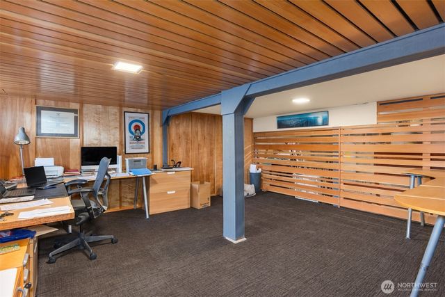 151 Finch Place SW, Bainbridge Island, WA 98110