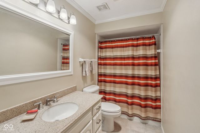 536 E Hunters Drive C, Carmel, IN 46032