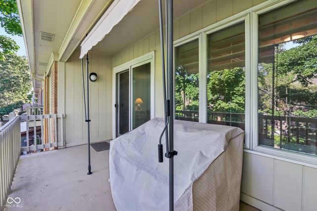 536 E Hunters Drive C, Carmel, IN 46032