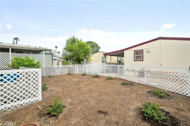 32900 Riverside 40, Lake Elsinore, CA 92530