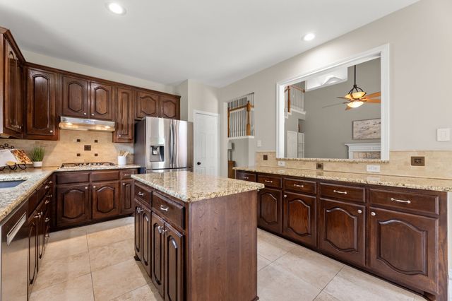 514 Newport Court, Murphy, TX 75094