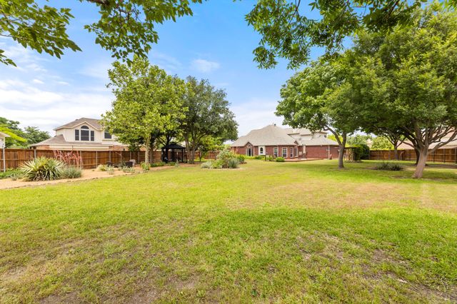 514 Newport Court, Murphy, TX 75094