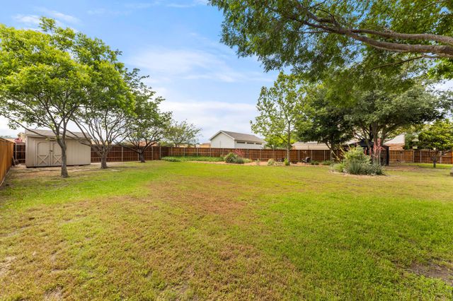 514 Newport Court, Murphy, TX 75094