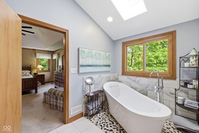 414 Deer Walk Trace, Westfield, IN 46074