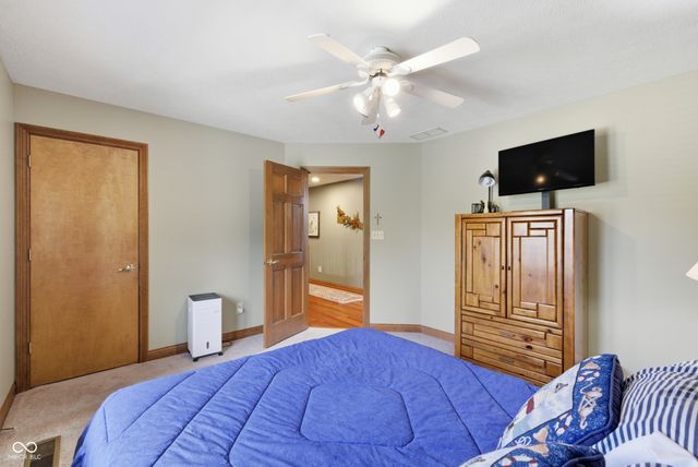 414 Deer Walk Trace, Westfield, IN 46074