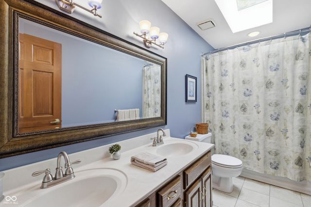 414 Deer Walk Trace, Westfield, IN 46074