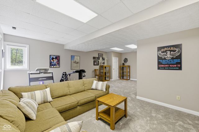 414 Deer Walk Trace, Westfield, IN 46074