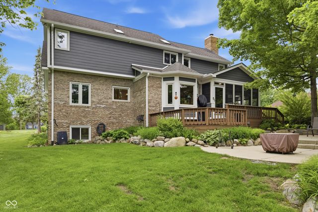 414 Deer Walk Trace, Westfield, IN 46074