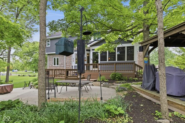 414 Deer Walk Trace, Westfield, IN 46074