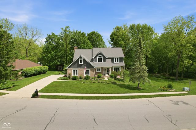 414 Deer Walk Trace, Westfield, IN 46074
