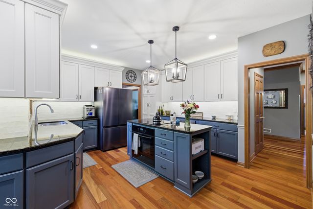 414 Deer Walk Trace, Westfield, IN 46074