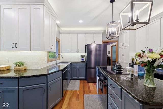414 Deer Walk Trace, Westfield, IN 46074