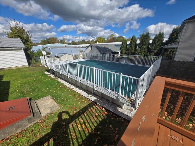 127 CONNEAUT Street, Linesville, PA 16412