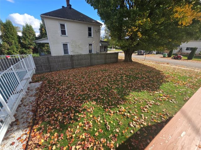 127 CONNEAUT Street, Linesville, PA 16412