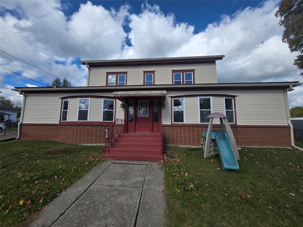 127 CONNEAUT Street, Linesville, PA 16412