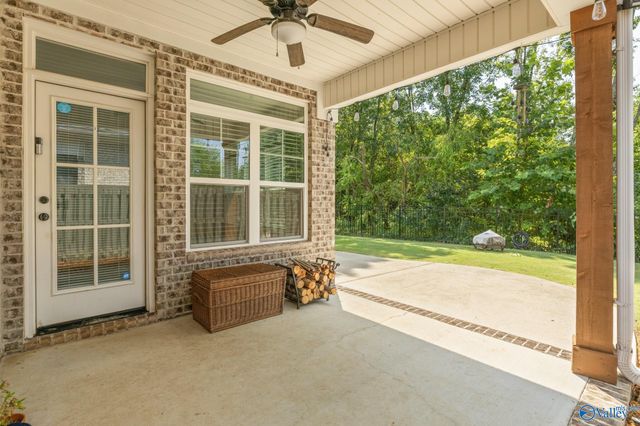 26 Cobbs Cove Way, Huntsville, AL 35803