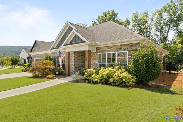 26 Cobbs Cove Way, Huntsville, AL 35803