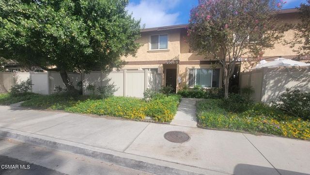 12301 3 Runnymede Street 3, North Hollywood, CA 91605