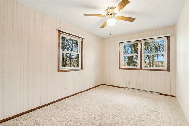 6528 Owen Drive, Kalamazoo, MI 49009