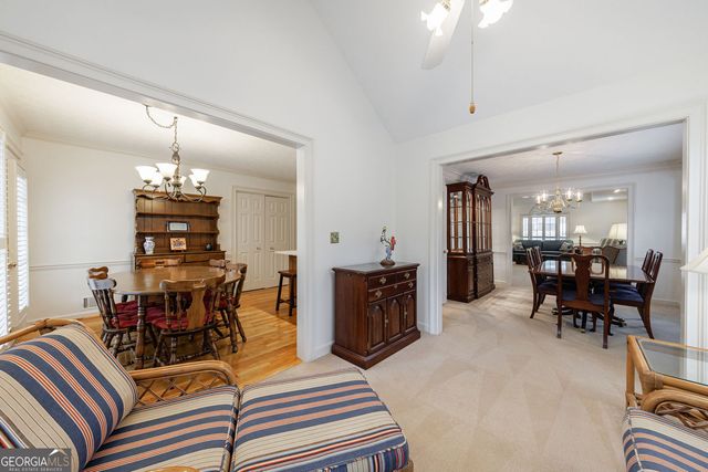 510 Brickleberry Lane, Roswell, GA 30075