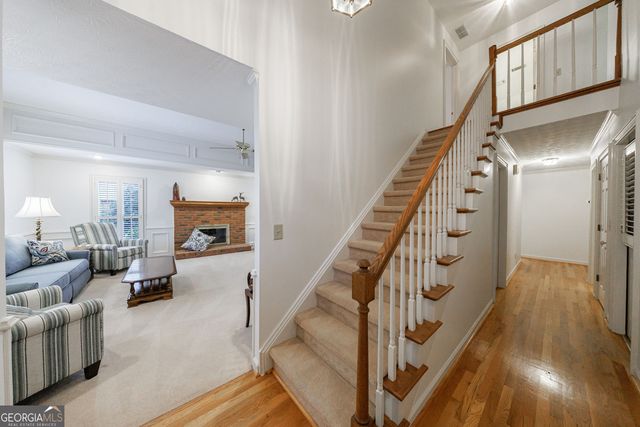 510 Brickleberry Lane, Roswell, GA 30075