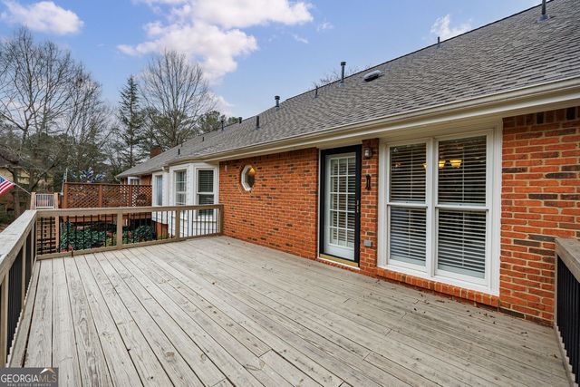 510 Brickleberry Lane, Roswell, GA 30075