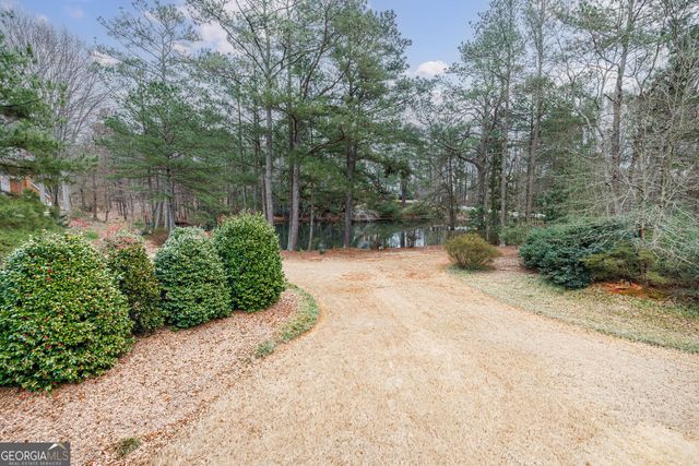 510 Brickleberry Lane, Roswell, GA 30075