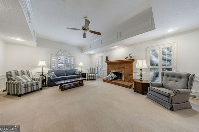 510 Brickleberry Lane, Roswell, GA 30075